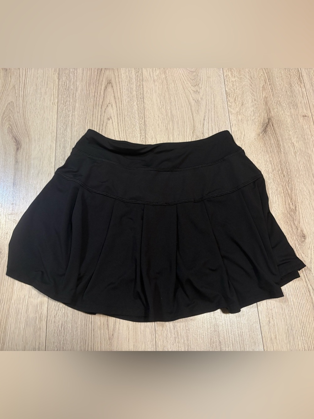 Women’s X by Gottex Medium Athletic Black Pleated Skirt/attached under shorts